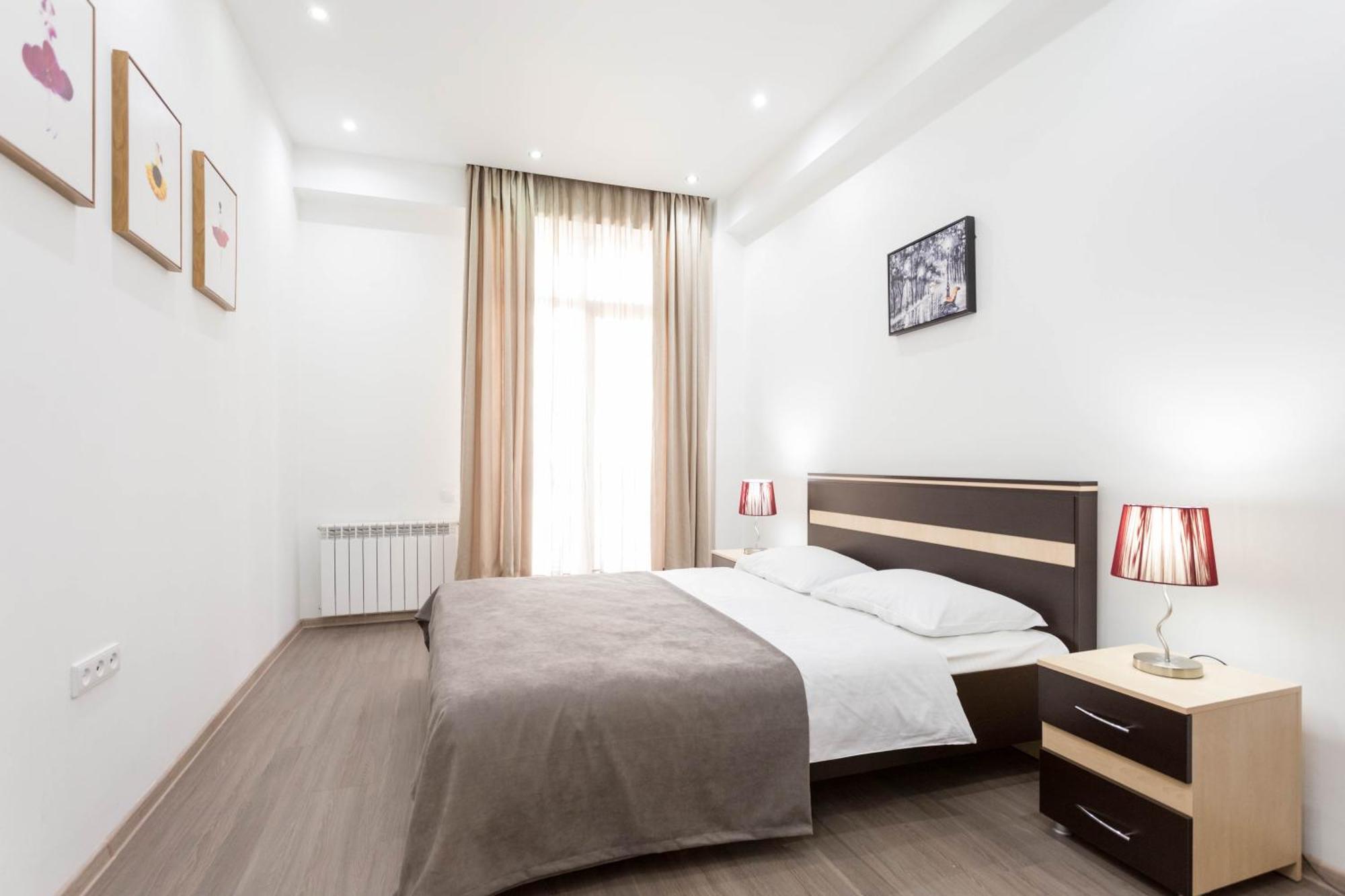 Premium 2 Bedroom Lll *